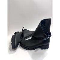 Grabeste-te, iubito! Grabeste-te, iubito!